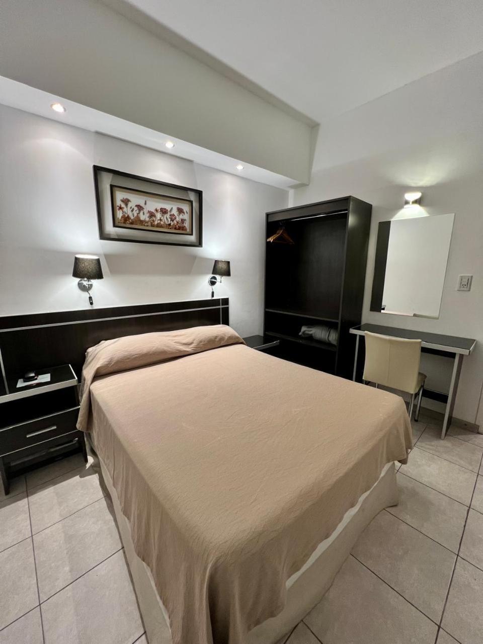 Hotel Vina De Italia 코르도바 외부 사진
