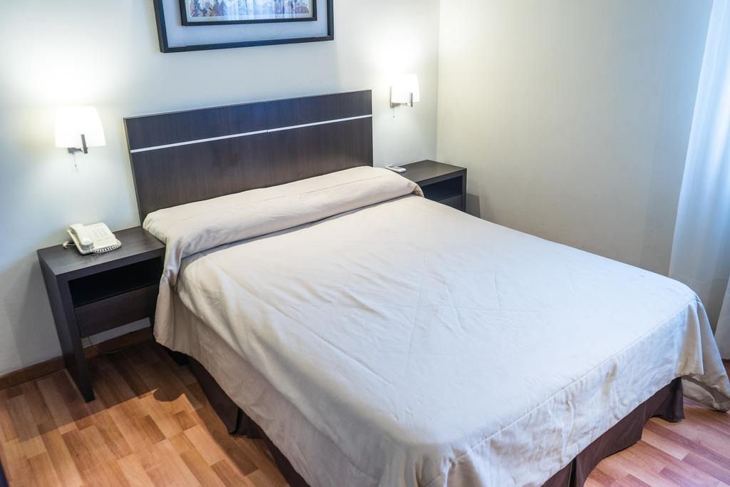 Hotel Vina De Italia 코르도바 외부 사진